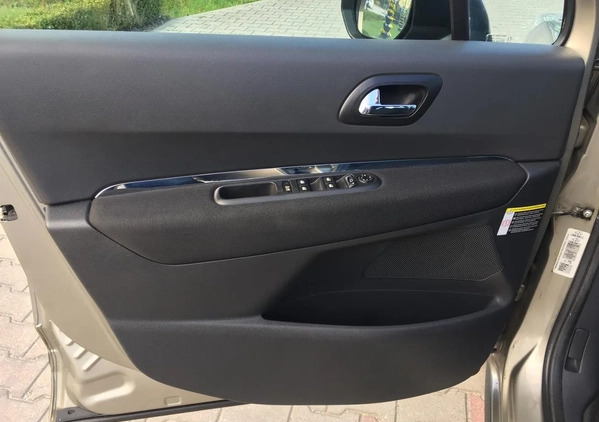 Peugeot 3008 cena 22900 przebieg: 205000, rok produkcji 2009 z Nowa Sól małe 301